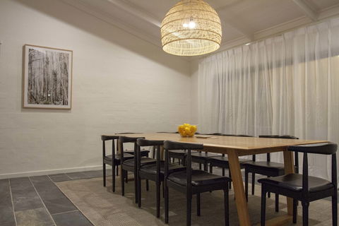 Balgownie Estate Winery Retreat & Restaurant - Accommodation Port Macquarie 0