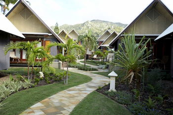 Pure Magnetic Villa 3 - Accommodation Port Macquarie 0