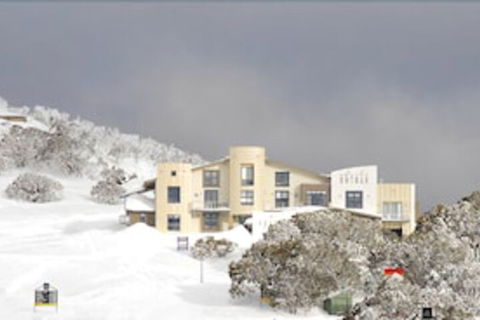 Chalet Hotham 6 - Accommodation Port Macquarie 2