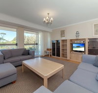 Albacore Unit 4 12 Ondine Close - Accommodation Port Macquarie