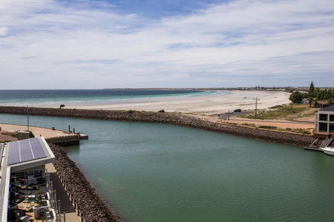 Ocean View Luxury Apartment & Suite - Accommodation Port Macquarie 3