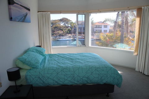 Relax At The Marina - Accommodation Port Macquarie 3