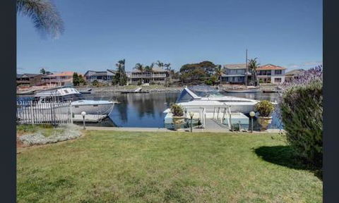 Relax At The Marina - Accommodation Port Macquarie 2