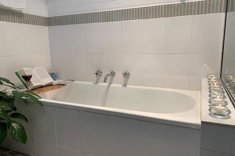 Short Stays Gippsland (Newborough) - Accommodation Port Macquarie 5