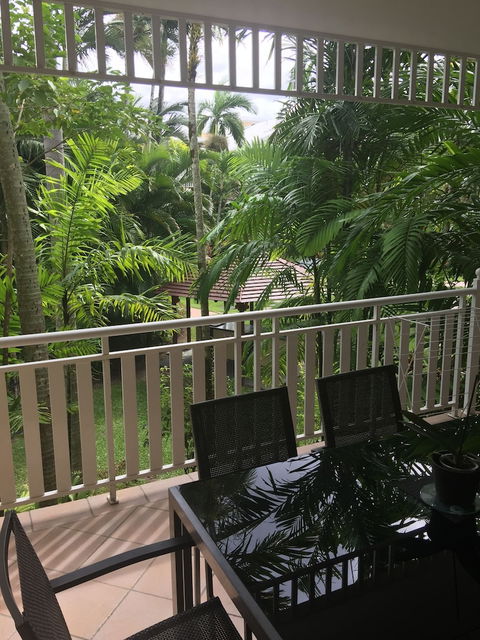 Cairns Golf Course Apartment - Accommodation Port Macquarie 0