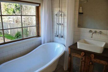 La Maisonette - Gorgeous 2 Bedroom - Accommodation Port Macquarie 3