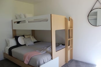 Panorama Views - Bright - Accommodation Port Macquarie 4