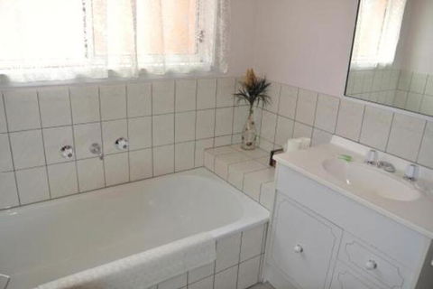Onocay House - Accommodation Port Macquarie 2