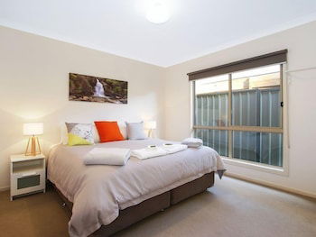 Bright Delight - Modern Luxury - Accommodation Port Macquarie 6