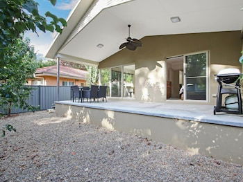 Bright Delight - Modern Luxury - Accommodation Port Macquarie 1
