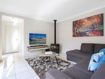 Bright Delight - Modern Luxury - Accommodation Port Macquarie 3