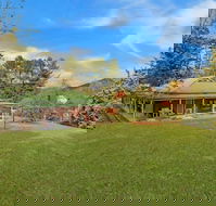 Alpine Mist - Spacious 5 bedroom home - Accommodation Port Macquarie