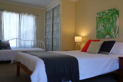 Mister Brightside - Great Location - Accommodation Port Macquarie 0