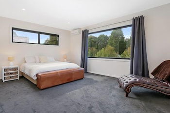 Divine - Accommodation Port Macquarie 5