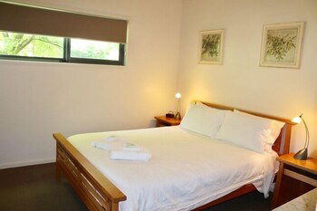 Bright Woodlands Retreat - Accommodation Port Macquarie 4