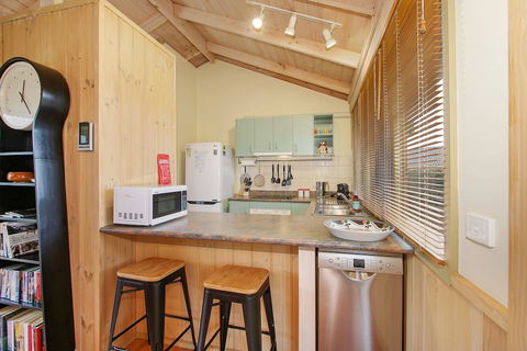 R & R In Bright - Short Walk To Town - Accommodation Port Macquarie 2