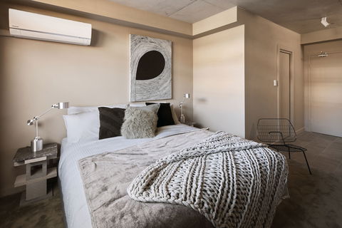 The Collectionist - Accommodation Port Macquarie 0
