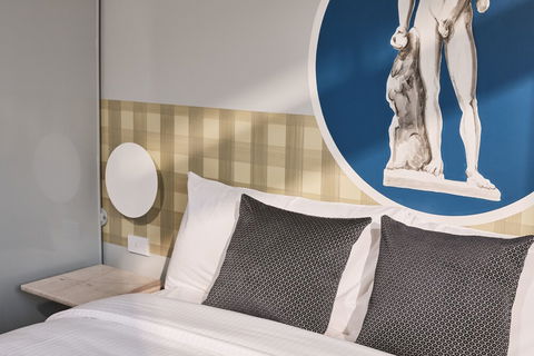 The Collectionist - Accommodation Port Macquarie 6