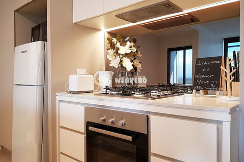 Modern Living In Southbank Apartments - Accommodation Port Macquarie 5