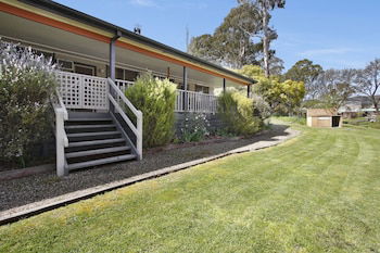 Snowstream Riverside Apartments - Unit 2 - Accommodation Port Macquarie 0