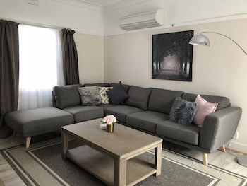 Belle Of Bright And Studio - Accommodation Port Macquarie 0