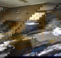 Monty's On Lumley Drive - Accommodation Port Macquarie