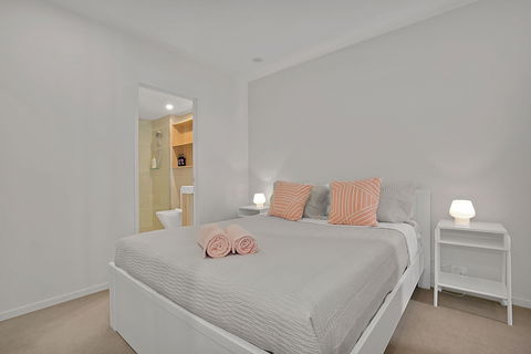 Stylish Resort Living In CBD - Accommodation Port Macquarie 2