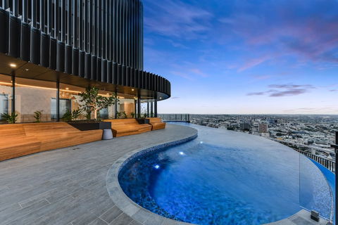 Stylish Resort Living In CBD - Accommodation Port Macquarie 1
