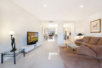 Midori Villa 1 - Accommodation Port Macquarie 0