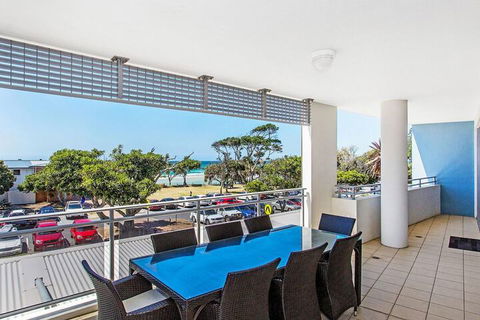 KINGSCLIFF OCEAN FRONT TERRACE 4 - Accommodation Port Macquarie 1