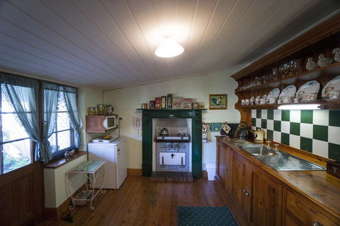 Sarahs Cottage - Accommodation Port Macquarie 1