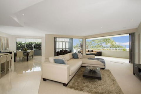 KINGSCLIFF OCEAN VIEW TERRACE By THE FIGTREE 5 - Accommodation Port Macquarie 0
