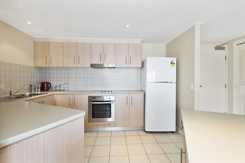 RESORT On The BEACH 4302 - Accommodation Port Macquarie 3