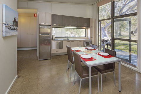 Ecocrackenback 9 'Sustainable Chalet Close To The Slopes.' - Accommodation Port Macquarie 2