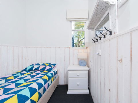 Sandy Point Road 6 Mermaids Rest - Accommodation Port Macquarie 4