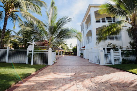 Villa Beach Palm Cove - Accommodation Port Macquarie 3