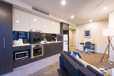 Homely Apartment At CBD Queen St - Accommodation Port Macquarie 4