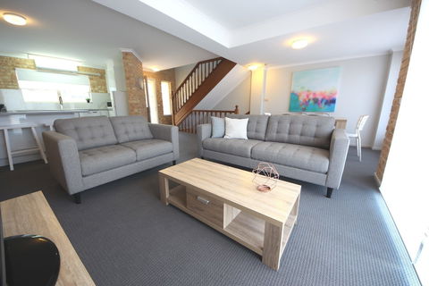 Ocean Shores Unit  No 4 - Accommodation Port Macquarie 3