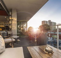 Loft Penthouse With Startling City Views  Parking - Accommodation Port Macquarie
