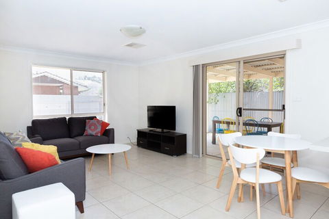 Lovely 3 Bed 2 Bath In The City Centre - Accommodation Port Macquarie 1
