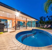 Seaside Hideaway - Hideaway Bay - Accommodation Port Macquarie