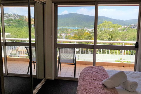 Beach House On Begley - Airlie Beach - Accommodation Port Macquarie 3