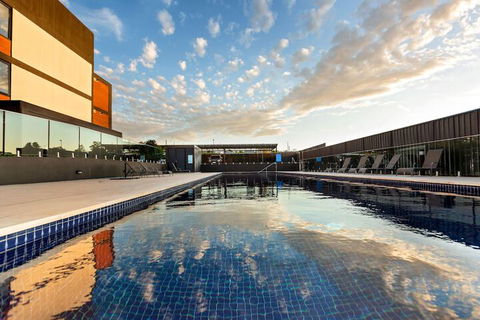 4 Bedroom Luxury City Penthouse Apartment - Accommodation Port Macquarie 2