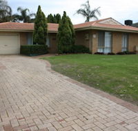 Canal Time Holiday Home - Accommodation Port Macquarie