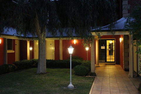 The Lawson Riverside Suites - Accommodation Port Macquarie 4