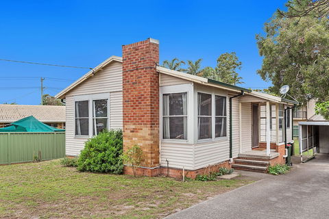 Cromarty Crescent 12 - Accommodation Port Macquarie 1