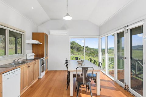 Joanna Cottage - Accommodation Port Macquarie 2