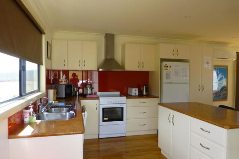 Hazards View Retreat - Accommodation Port Macquarie 5