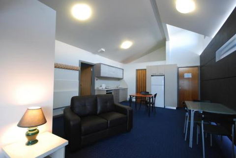 Alpine Heights 1 Bedroom Penthouse MHA - Accommodation Port Macquarie 3