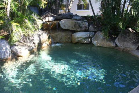 Mission Beach Retreat - Accommodation Port Macquarie 6